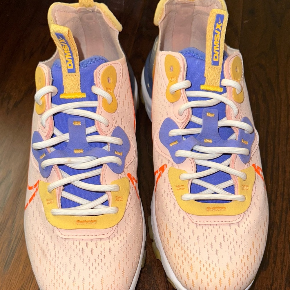 Nike DIMSIX